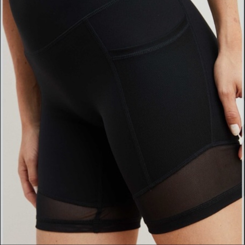 Aerie Move Mesh High Waisted Bike Short